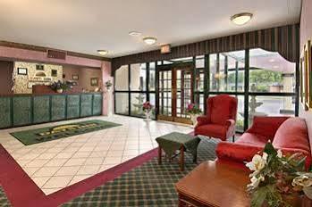 Econo Lodge Asheboro Bagian luar foto